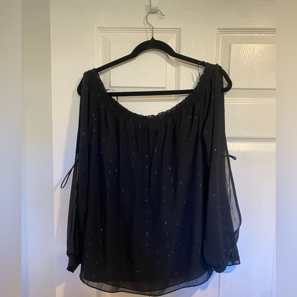 Guess Sheer Black Cut-Out Blouse Size Large - Picture 2 of 10